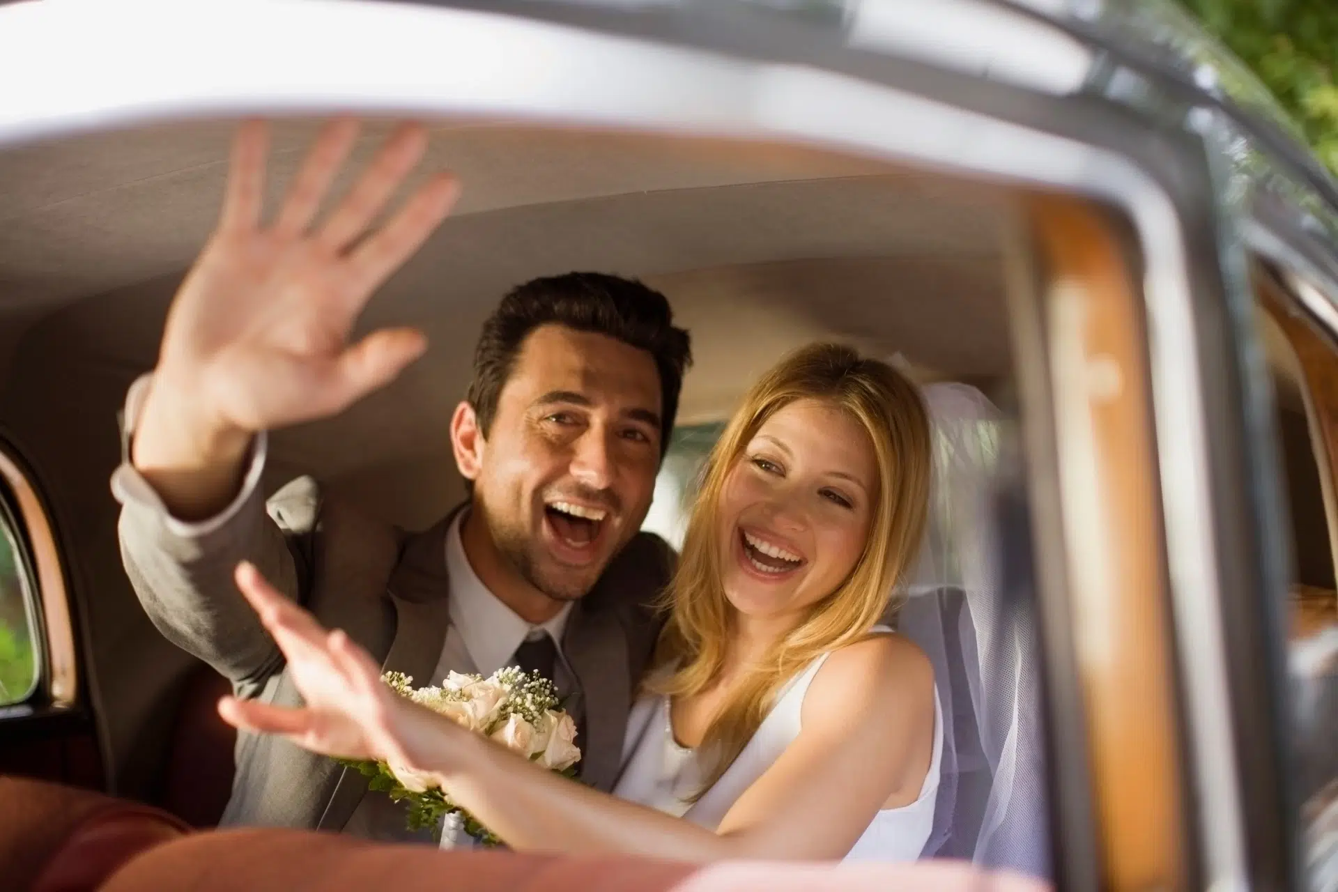 Top 7 Wedding Transportation Planning Tips for Your Big Day | Featured Image