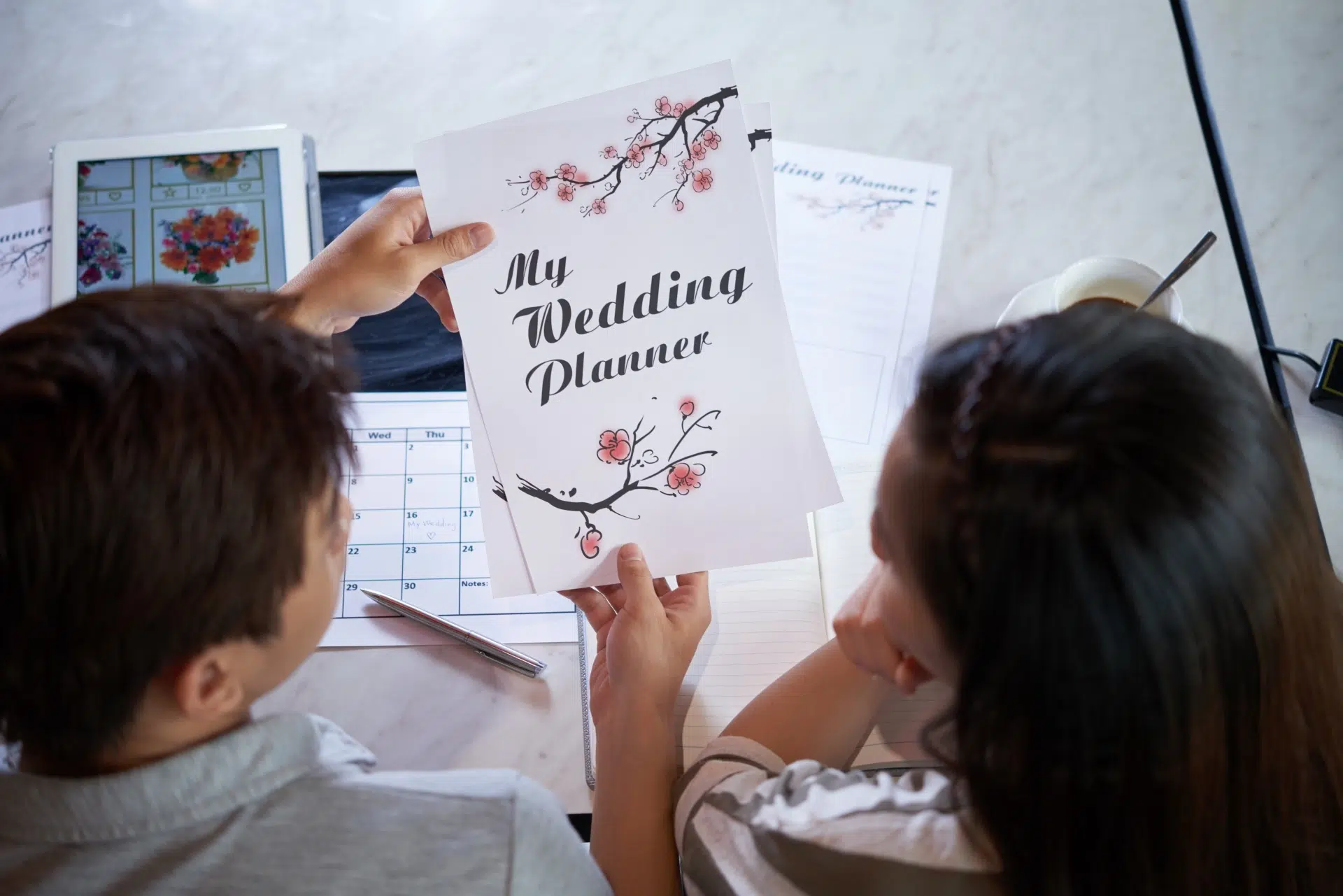 Things couples forget during wedding planning | Featured Image